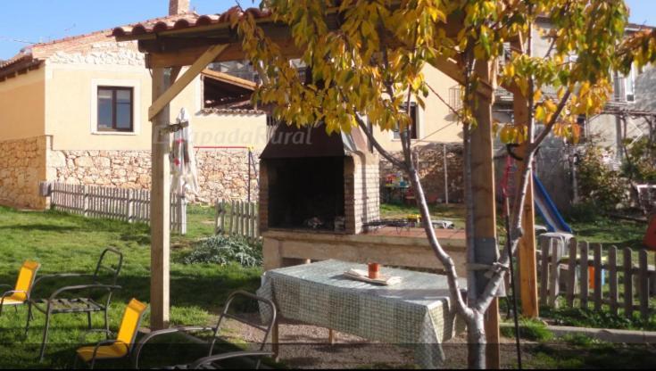 Fuentelisendo Casa Rural Villa Abeleste מראה חיצוני תמונה